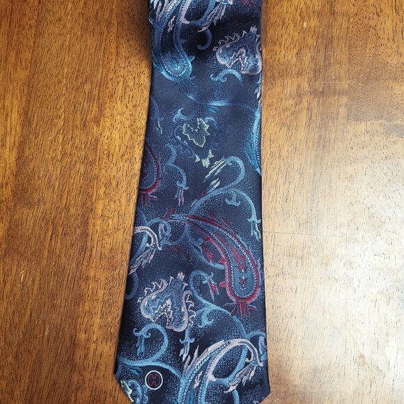 Halston III ~ Poly/Silk Blend ~ Paisley Print Necktie ~ Excellent Condition - Picture 3 of 8